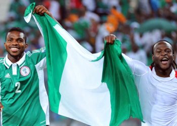 Muda Lawal…Henry Nwosu…Etim Esin…Jay Jay Okocha…Mikel Obi…who is the next  worthy to wear Super Eagles No 10 jersey? – Score Nigeria